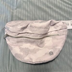 lululemon athletica belt bag